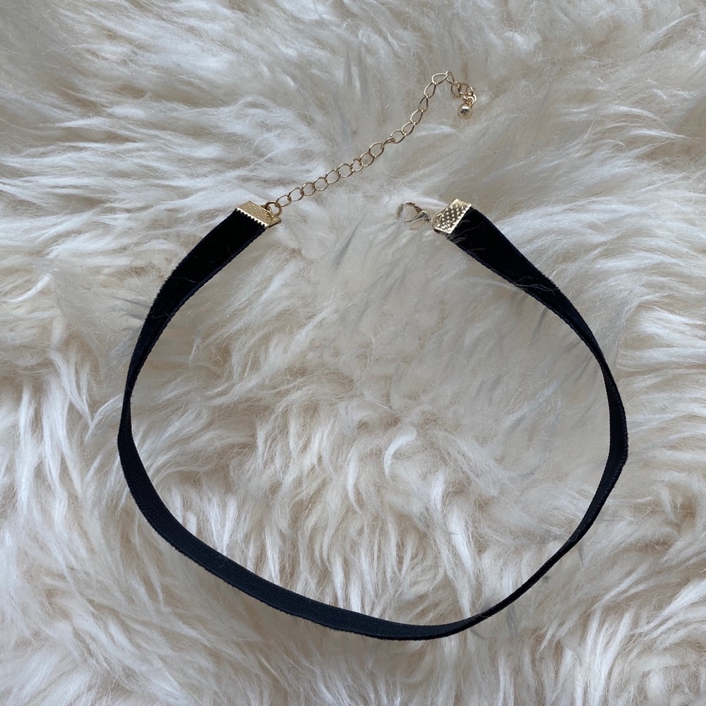 NEW Velvet Black Choker